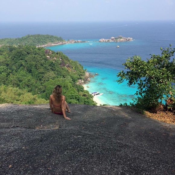 Meet your Posher, Ayla - Picture 8 of 8